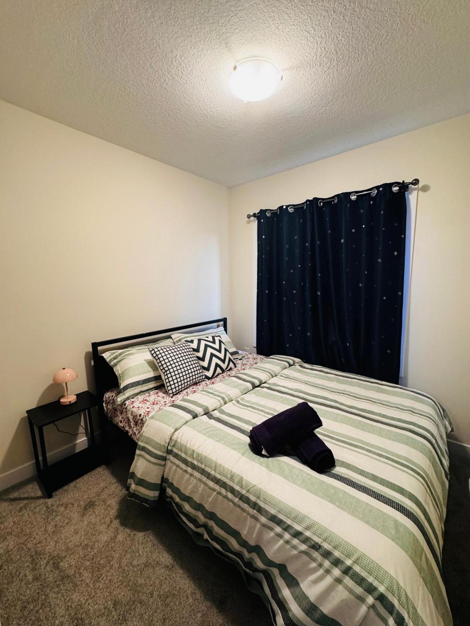 Have Whole House To Yourself Thorold Luaran gambar